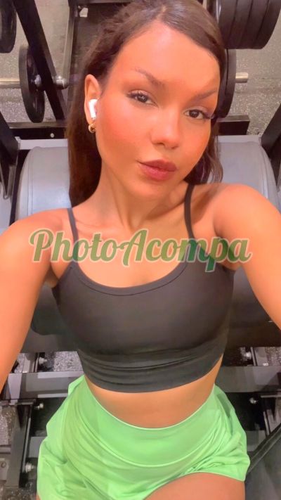 Tayna Galanis, escort em Londrina