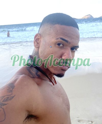 Jonh Baianin, garoto de programa no Rio de Janeiro