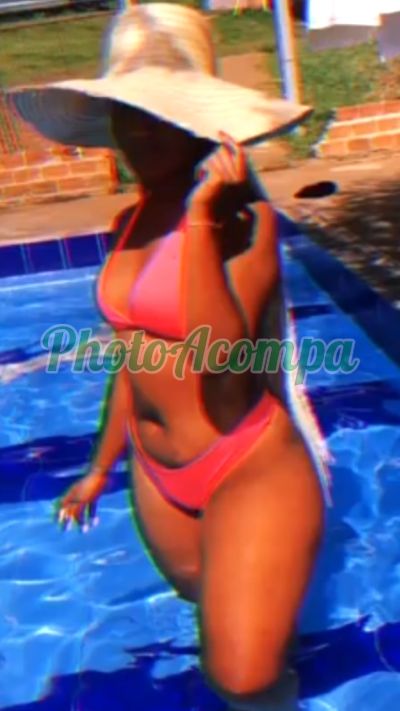 Nicolle (48) 99684-3831, Acompanhante em Colombo