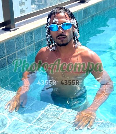 Driel Dotado, garoto de programa em Copacabana (RJ)