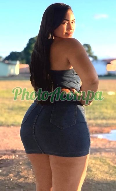 Mely, escort em São Vicente