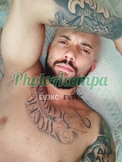 Careca Gostoso, garoto de programa em São Paulo