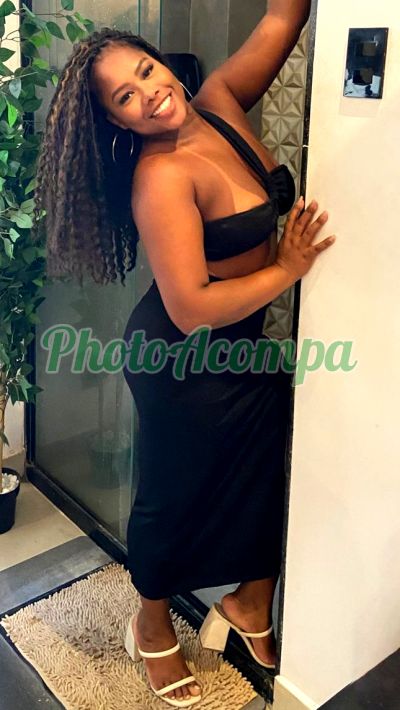 Carol (21) 98853-3263, Massagista em Copacabana (RJ)