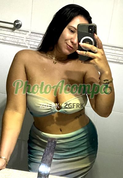 Nathalya, mulher que faz videochamadas e sexting
