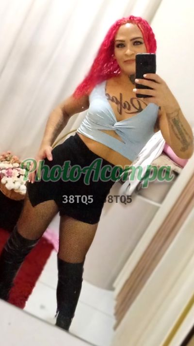 Suanne Honey, transex no Rebouças (Curitiba)