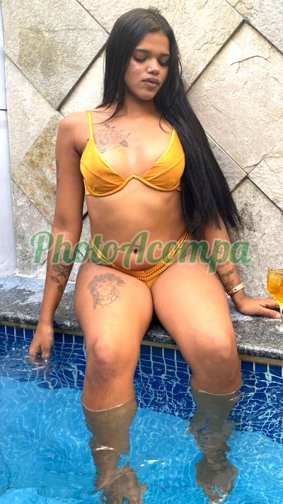 India, garota de programa em Surubim