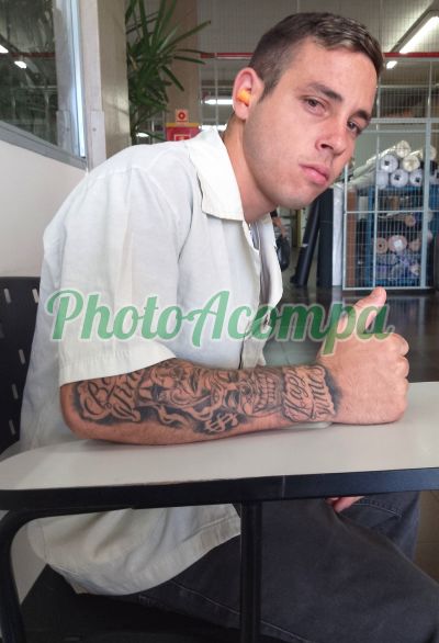 Nicolás, garoto de programa em Canoas