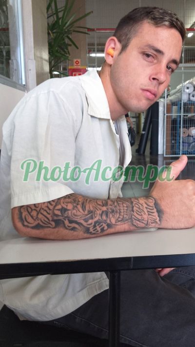 Nicolás, garoto de programa em Canoas