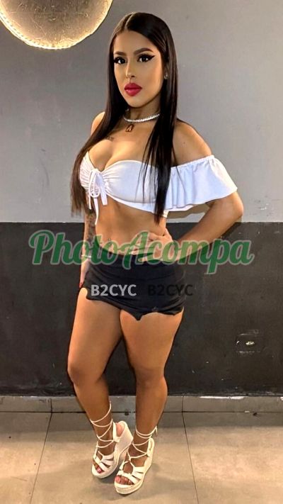 Pocahontas, mulher que faz videochamadas e sexting