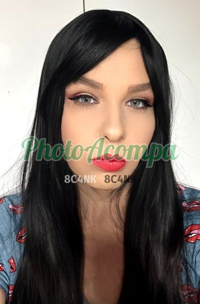 Caitylin, mulher que faz videochamadas e sexting