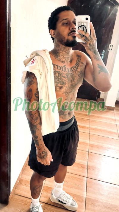 Preto (11) 94778-9729, Homem que faz videochamadas e sexting