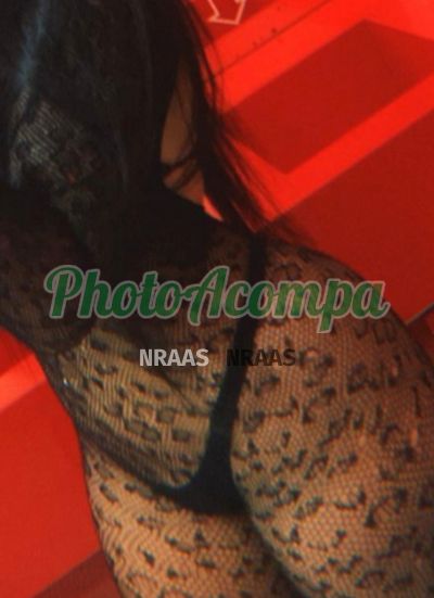 Isadora Sedutora, mulher que faz videochamadas e sexting