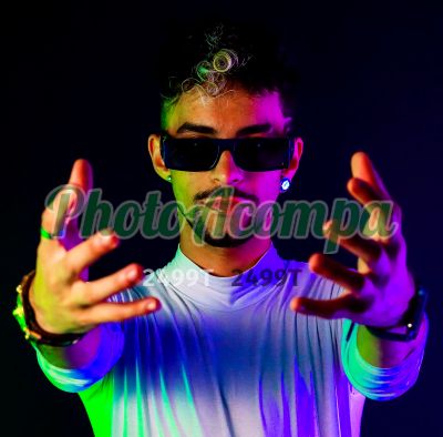 Henrique (11) 91560-5288, Homem que faz massagens eróticas na República (SP)