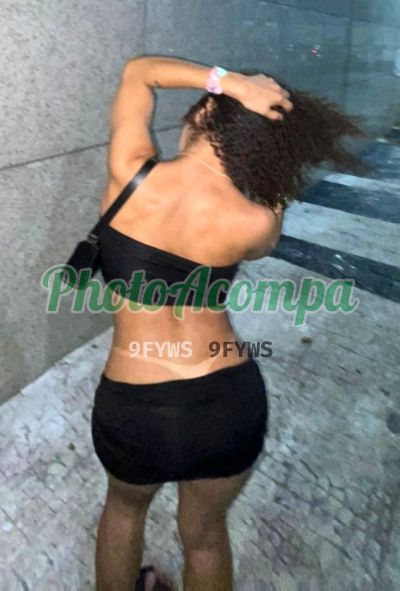 Anna Jullya, trans em Mesquita