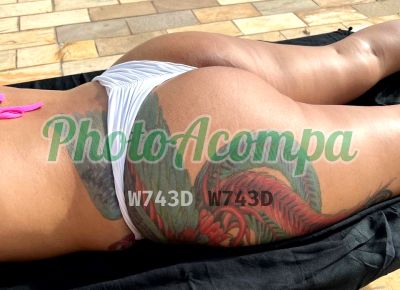Adriana, escort em Cotia