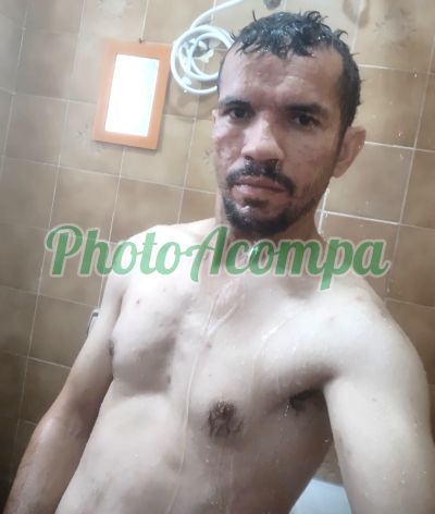 Jb, garoto de programa em São Paulo