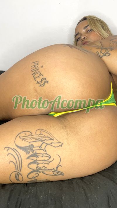 Marijuna, mulher que faz videochamadas e sexting