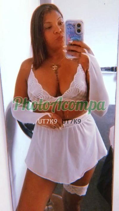 Lívia Fonseca (51) 99250-0196, acompanhante em Santana do Livramento