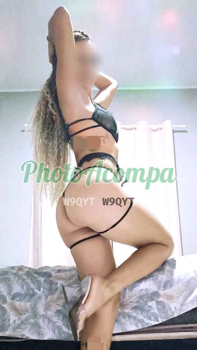 Mel, escort no Guarujá