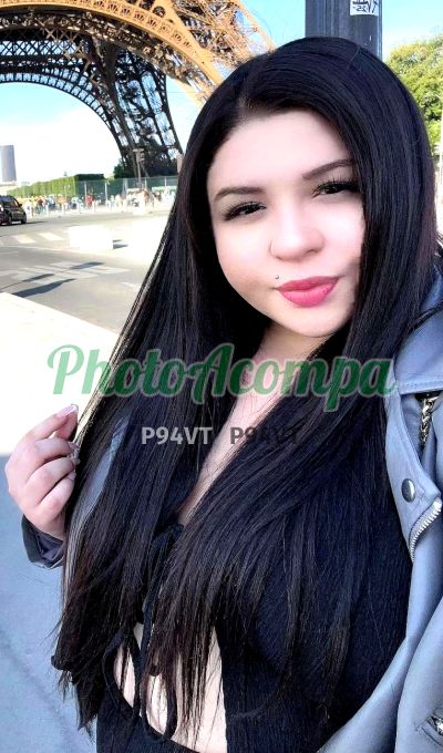 Karol, mulher que faz videochamadas e sexting
