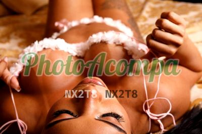 Julia Borges, mulher que faz videochamadas e sexting