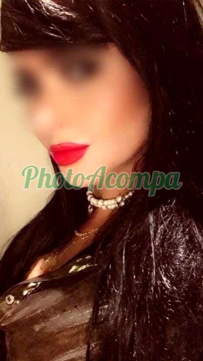 Priscila Rabuda, mulher que faz videochamadas e sexting