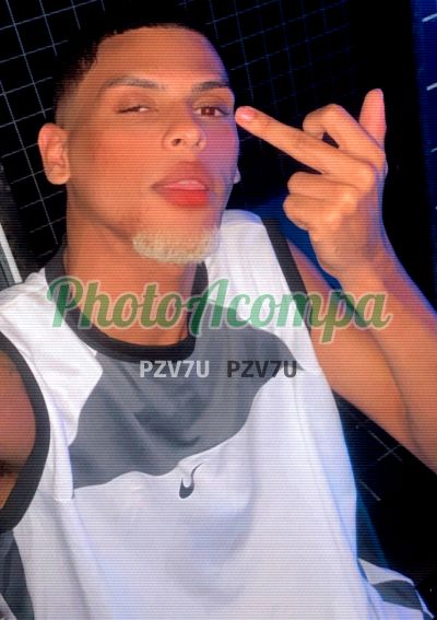 Vinicius Magalhães (21) 97891-7020, garoto de programa no Recreio dos Bandeirantes (RJ)