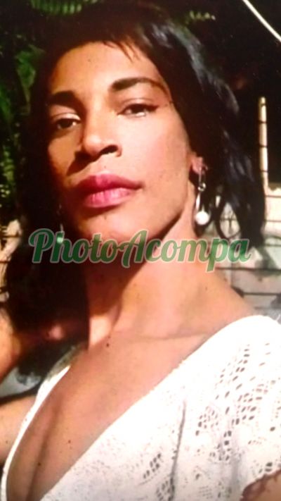 Luana (21) 99304-9447, transex em Maricá