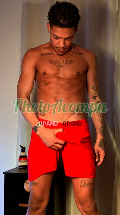 Vítor, garoto de programa em Tatuapé (SP)