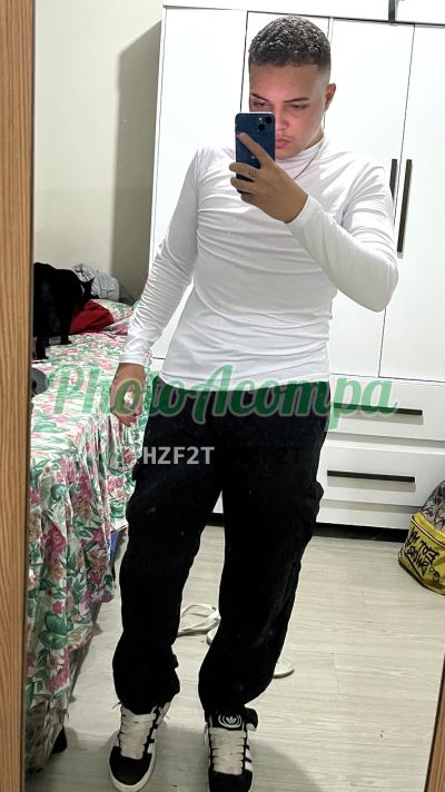 Gustavo, garoto de programa em São Paulo
