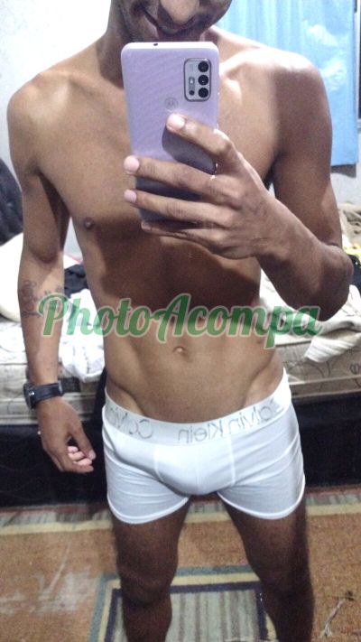 Lucas Albuquerque, garoto de programa em Niterói