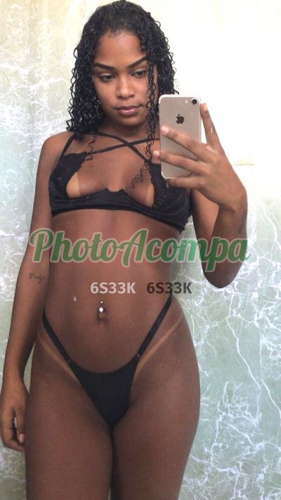 Suellen, garota de programa em Copacabana (RJ)