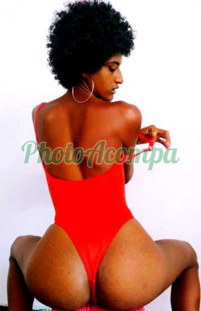 Lia Prazeres, travesti em Duque de Caxias