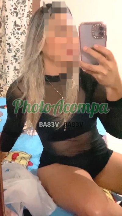 Melzinha, mulher que faz videochamadas e sexting