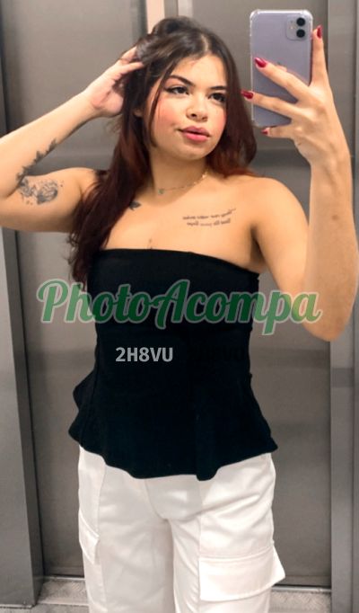 Caroline, massagista em Copacabana (RJ)