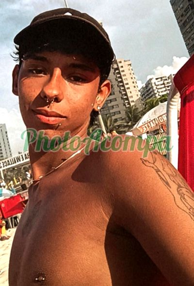 Vitinho silva (21) 97273-8077, Garoto de programa no Rio de Janeiro