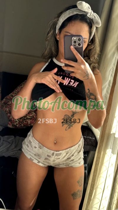 Love, acompanhante em Marília