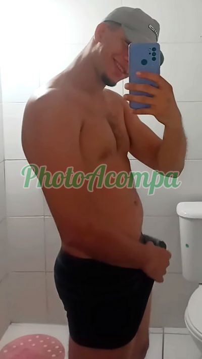 Arthur (21) 96430-2816, Garoto de programa no Centro (RJ)