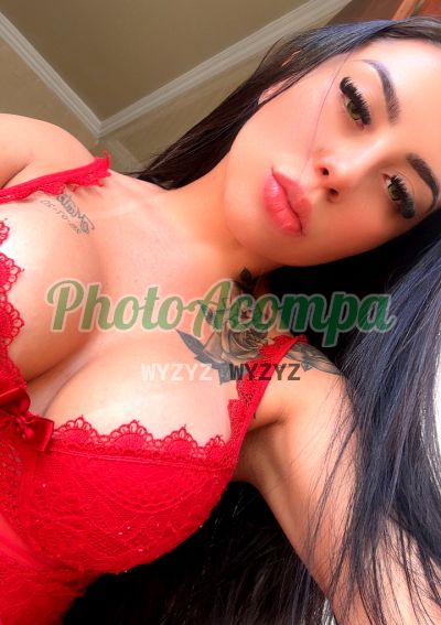 Júlia, garota de programa em Goiânia
