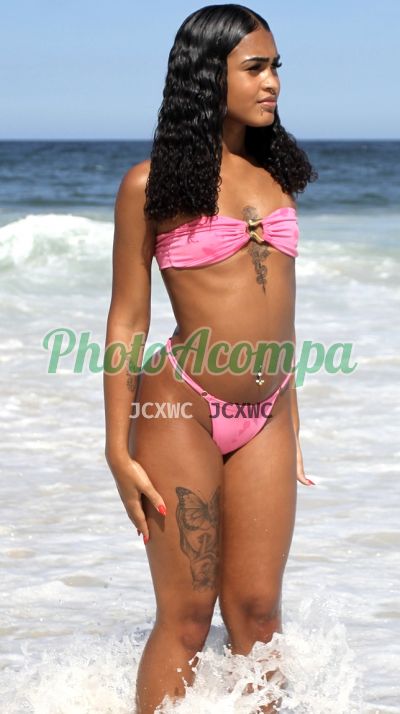 Afrodite, travesti no Centro (RJ)