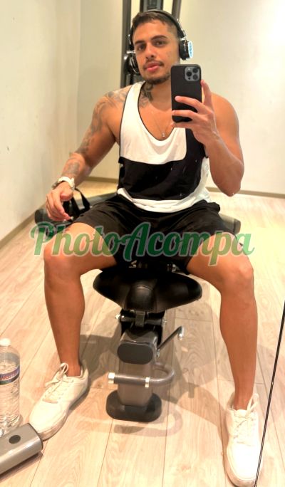 Brennos Villiers (21) 97885-4835, garoto de programa em Copacabana (RJ)