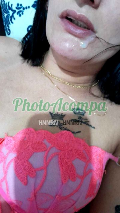 Mel Andradi, mulher que faz videochamadas e sexting