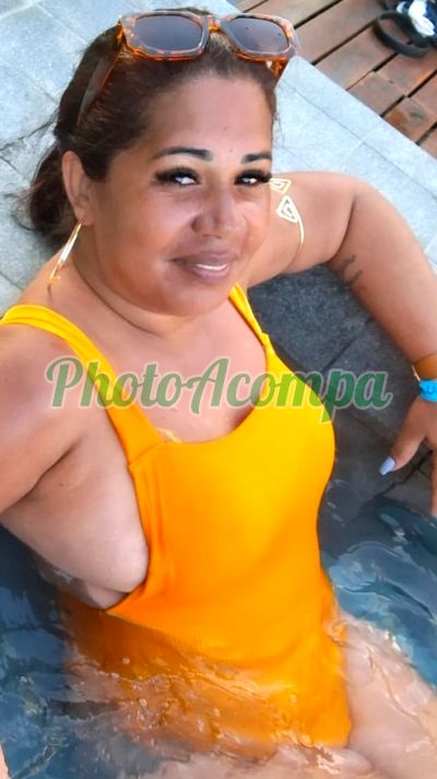 Luiza, garota de programa em Recife