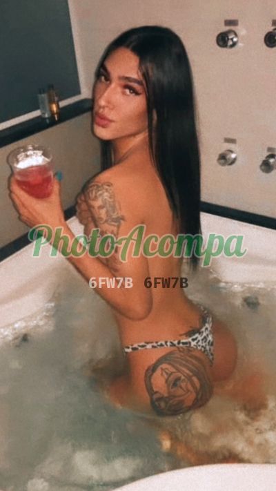 Kiara (12) 98832-6492, trans em Caraguatatuba