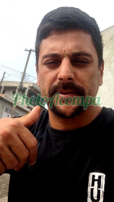 Rogério, garoto de programa em Suzano