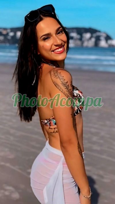 Bia, garota de programa no Guarujá