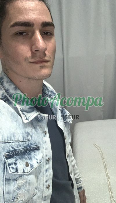 Briner, homem que faz massagens eróticas em Praia Grande