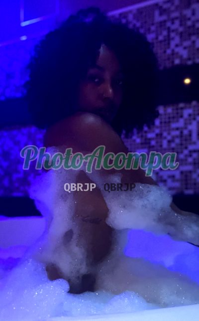 Ebony (22) 99872-0757, garota de programa em Teófilo Otoni