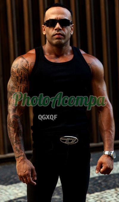 Maurício (21) 99276-9278, garoto de programa em Copacabana (RJ)