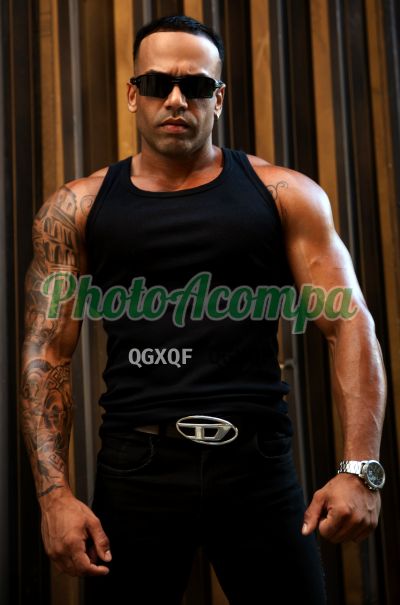 Maurício (21) 99276-9278, garoto de programa em Copacabana (RJ)